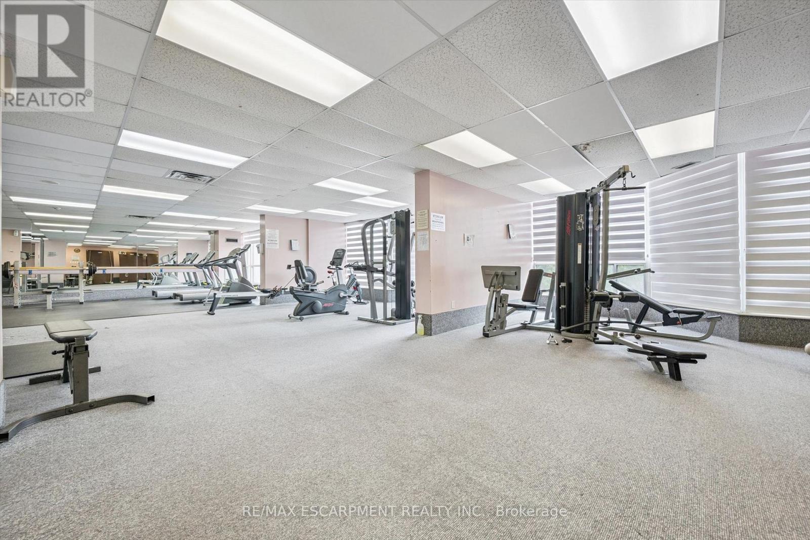 #2309 3 ROWNTREE ROAD - 35