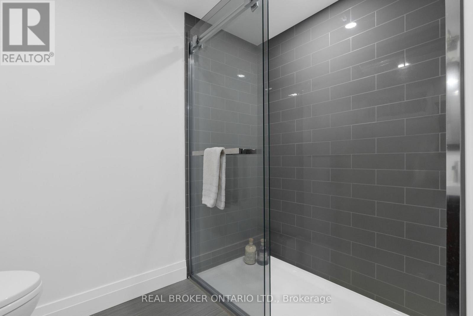 17265 50 HIGHWAY - Image 24