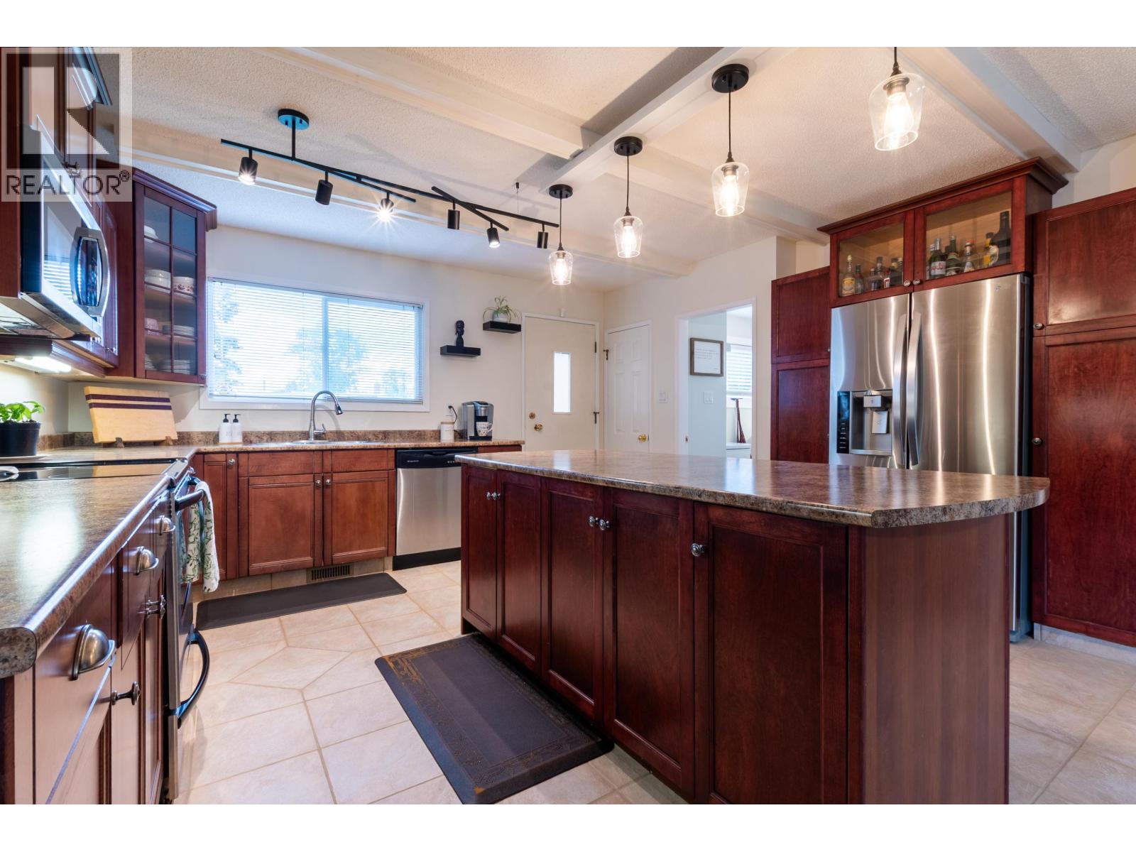 1625 GILLETT STREET - 4
