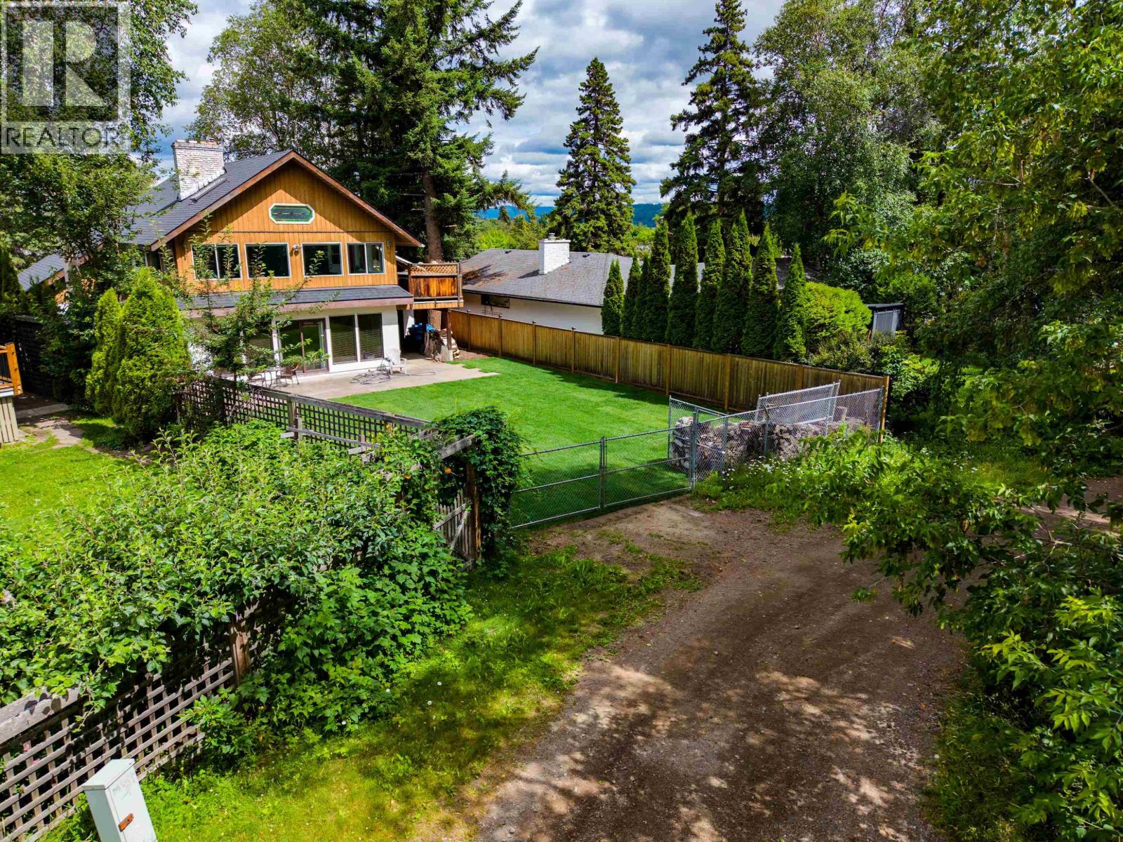 1625 GILLETT STREET - 33