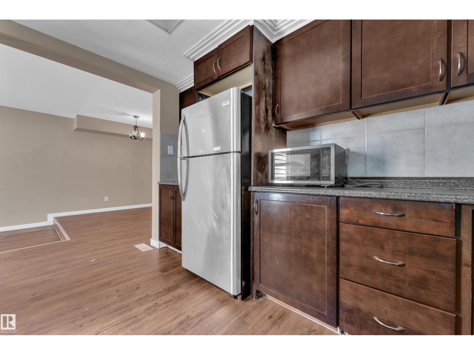 6632 36A AV NW - 17