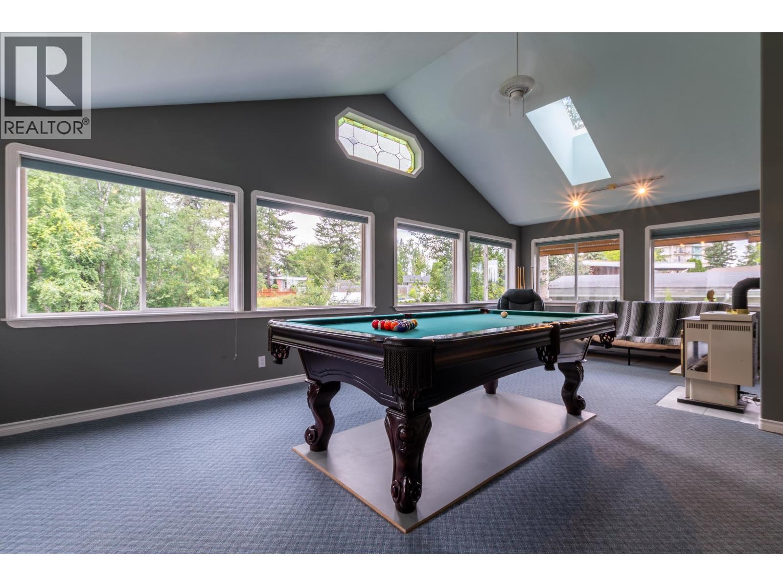 1625 GILLETT STREET - 20