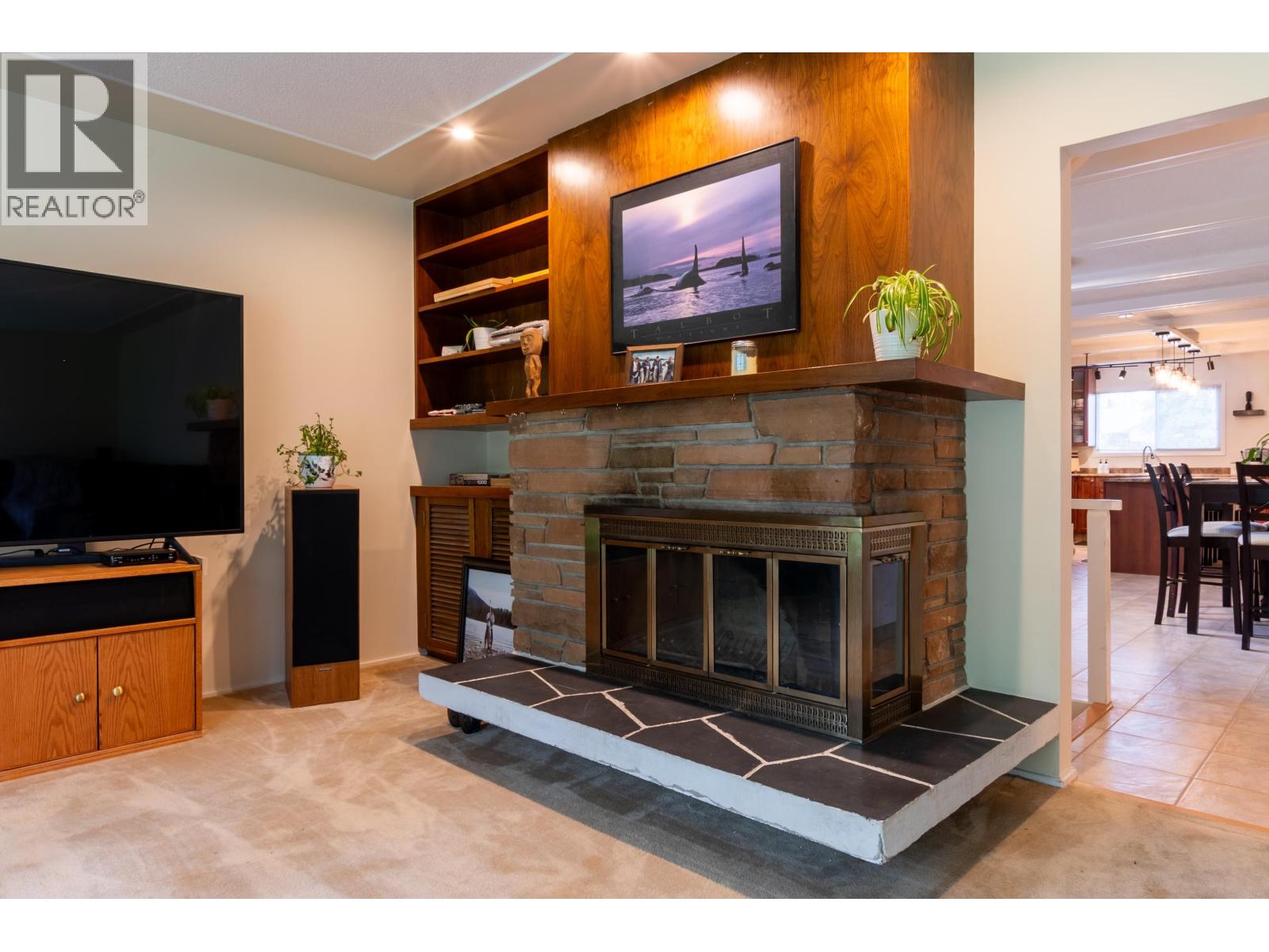 1625 GILLETT STREET - 8