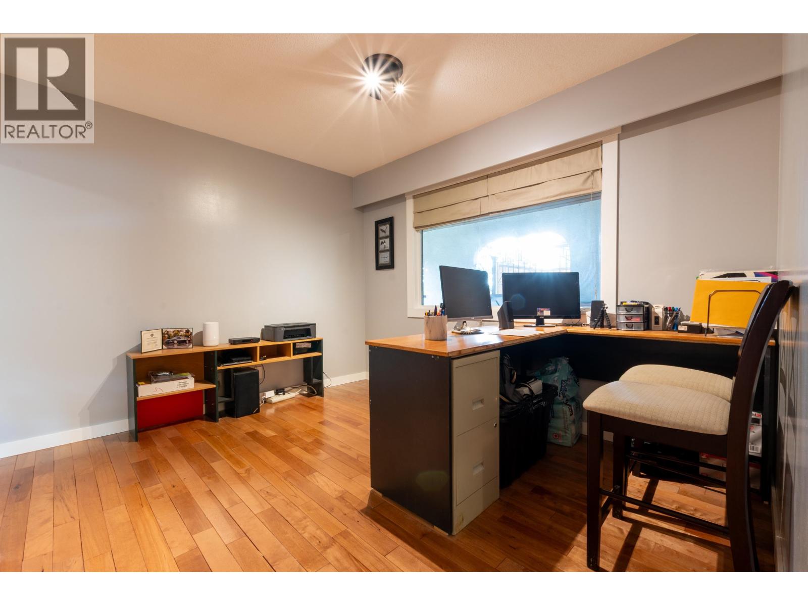 1625 GILLETT STREET - 10