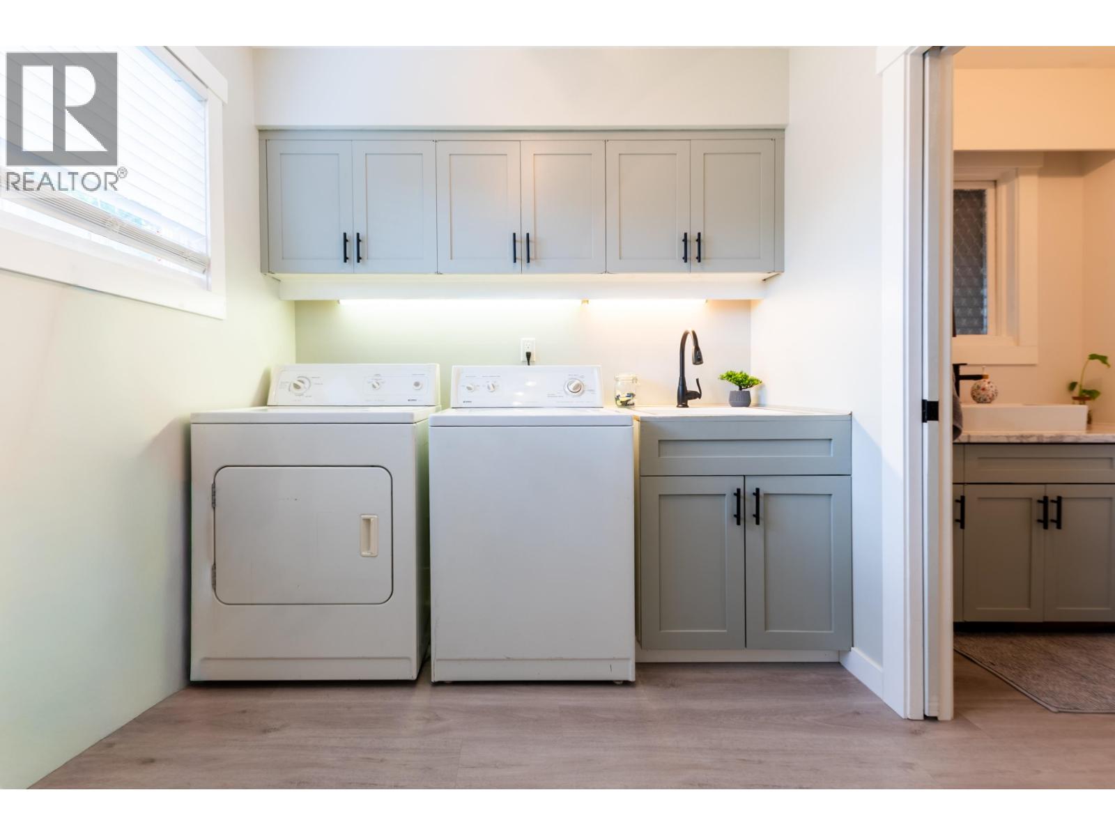1625 GILLETT STREET - 12