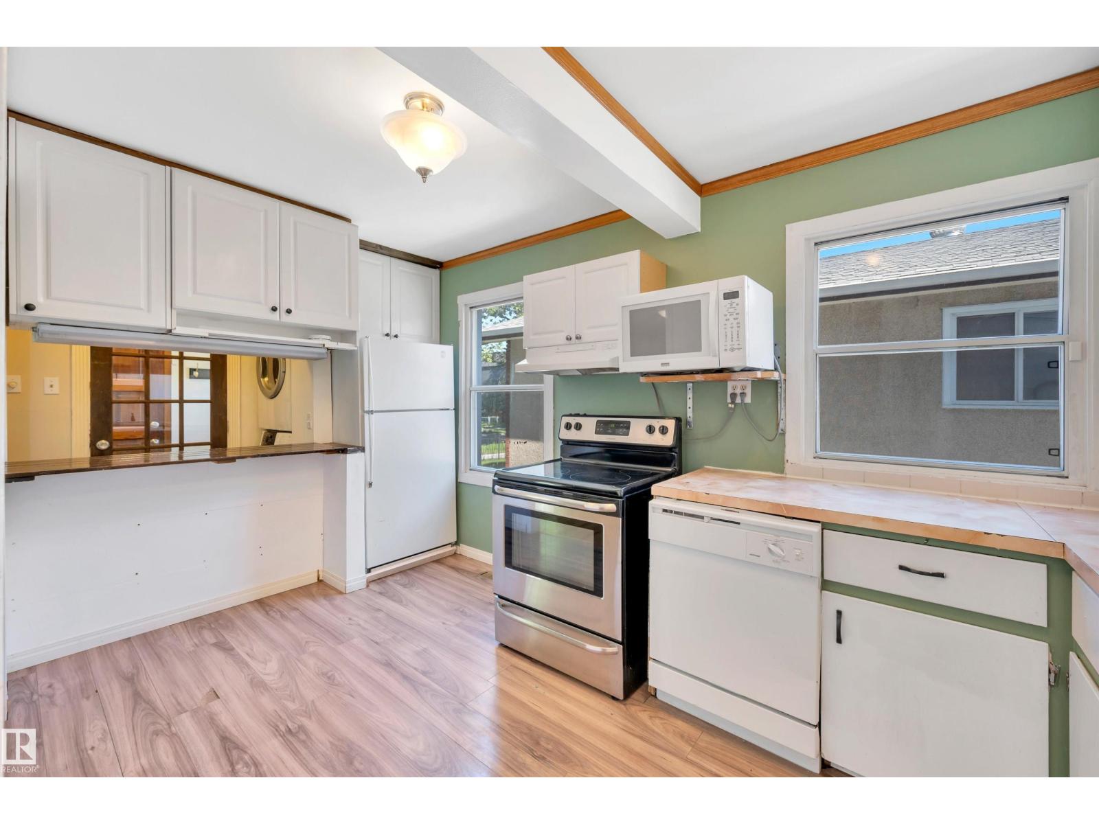 11719 91 ST NW - 7