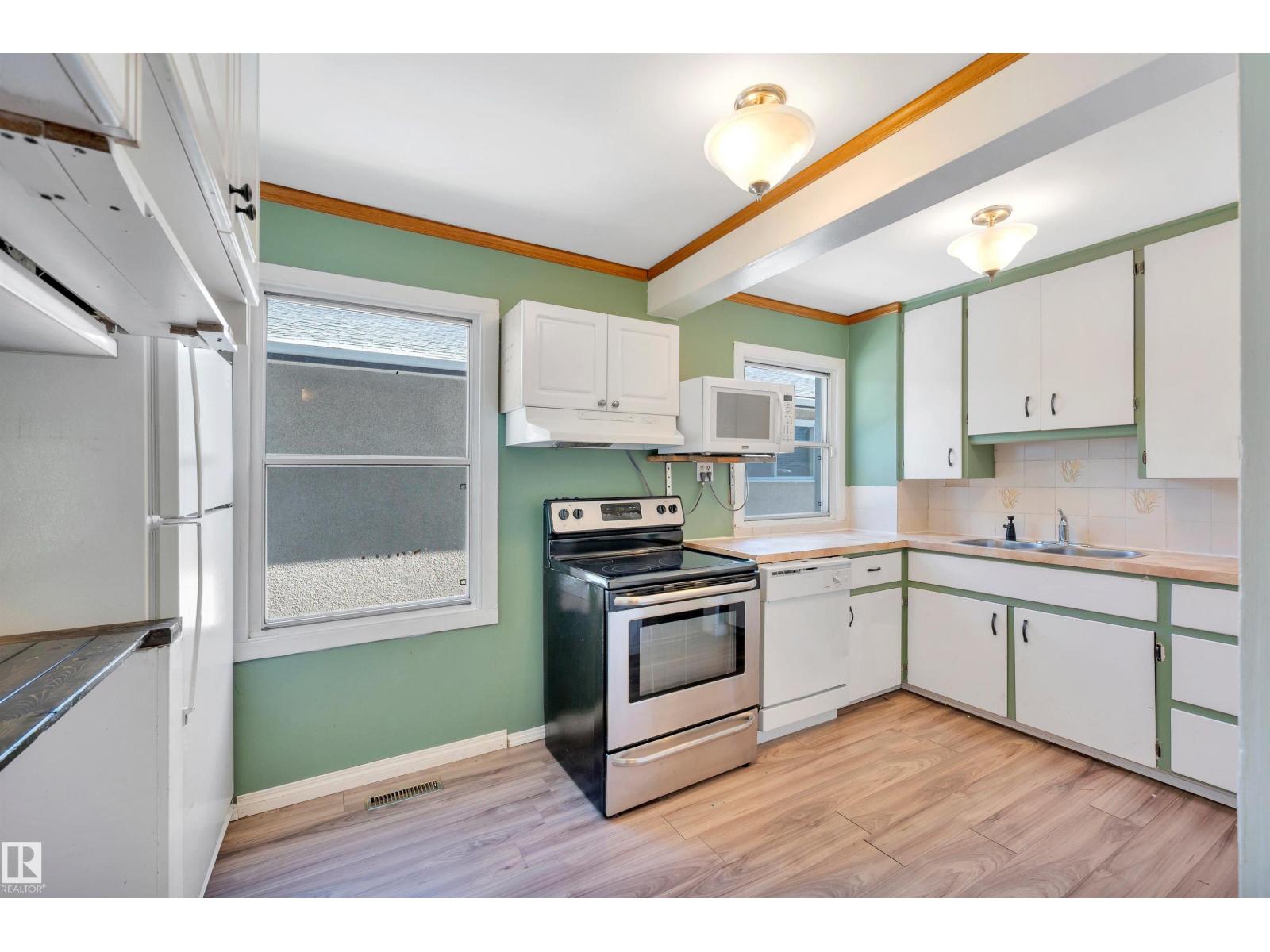 11719 91 ST NW - 3