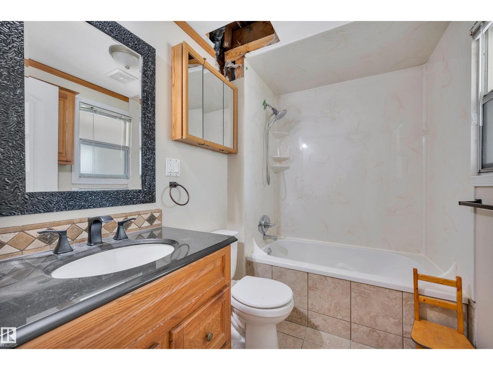 11719 91 ST NW - 15
