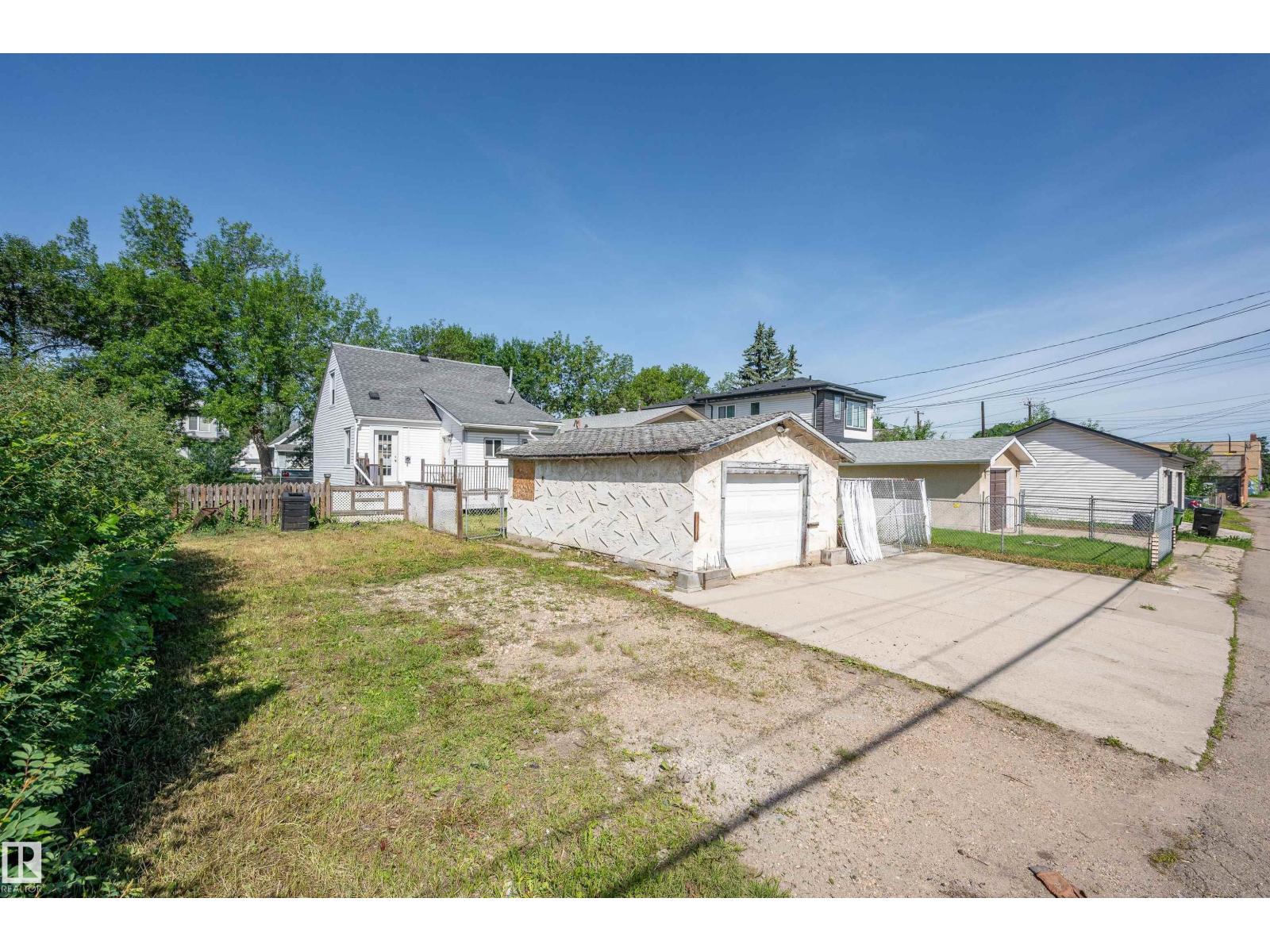 11719 91 ST NW - 41