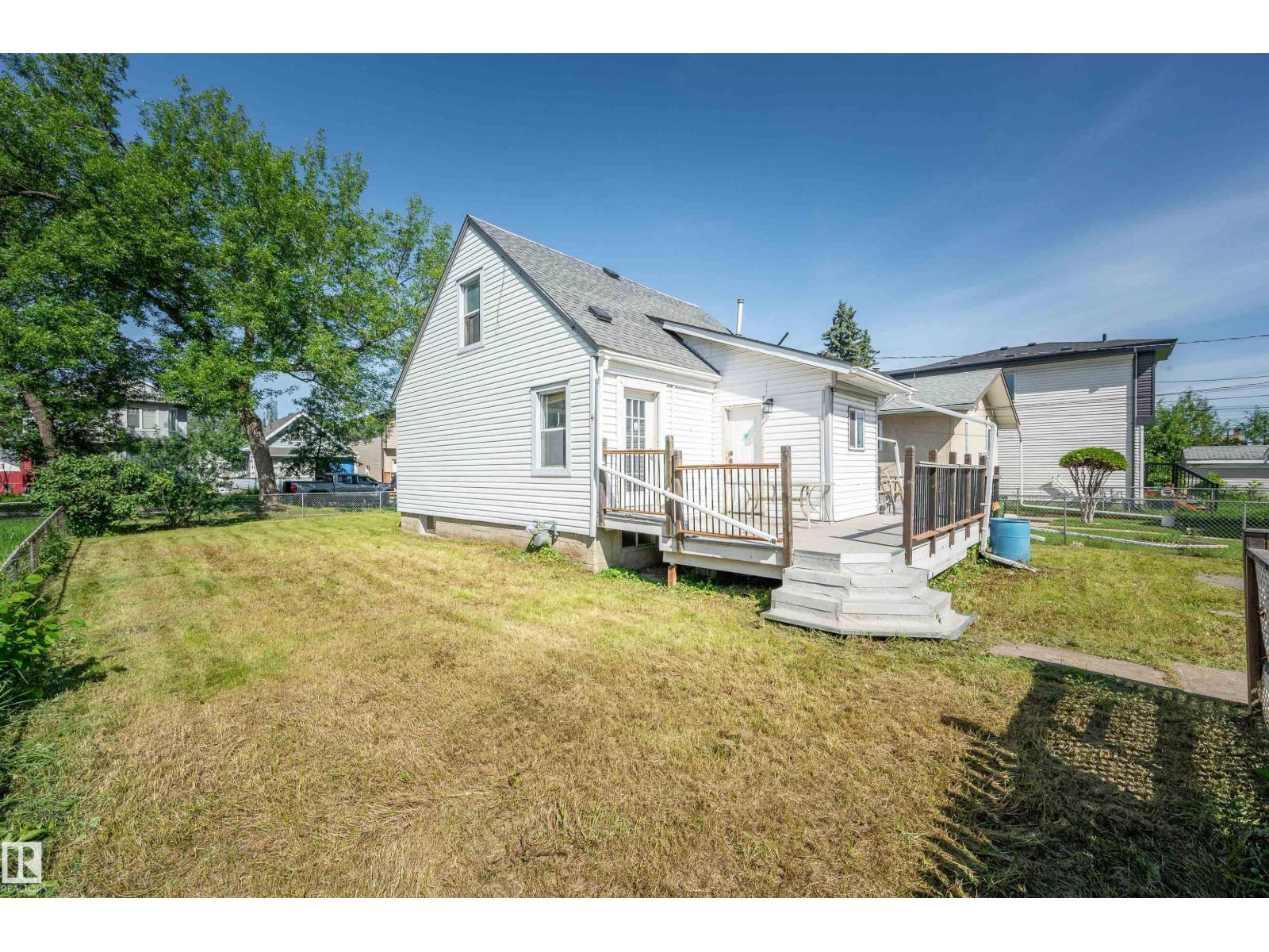 11719 91 ST NW - 39
