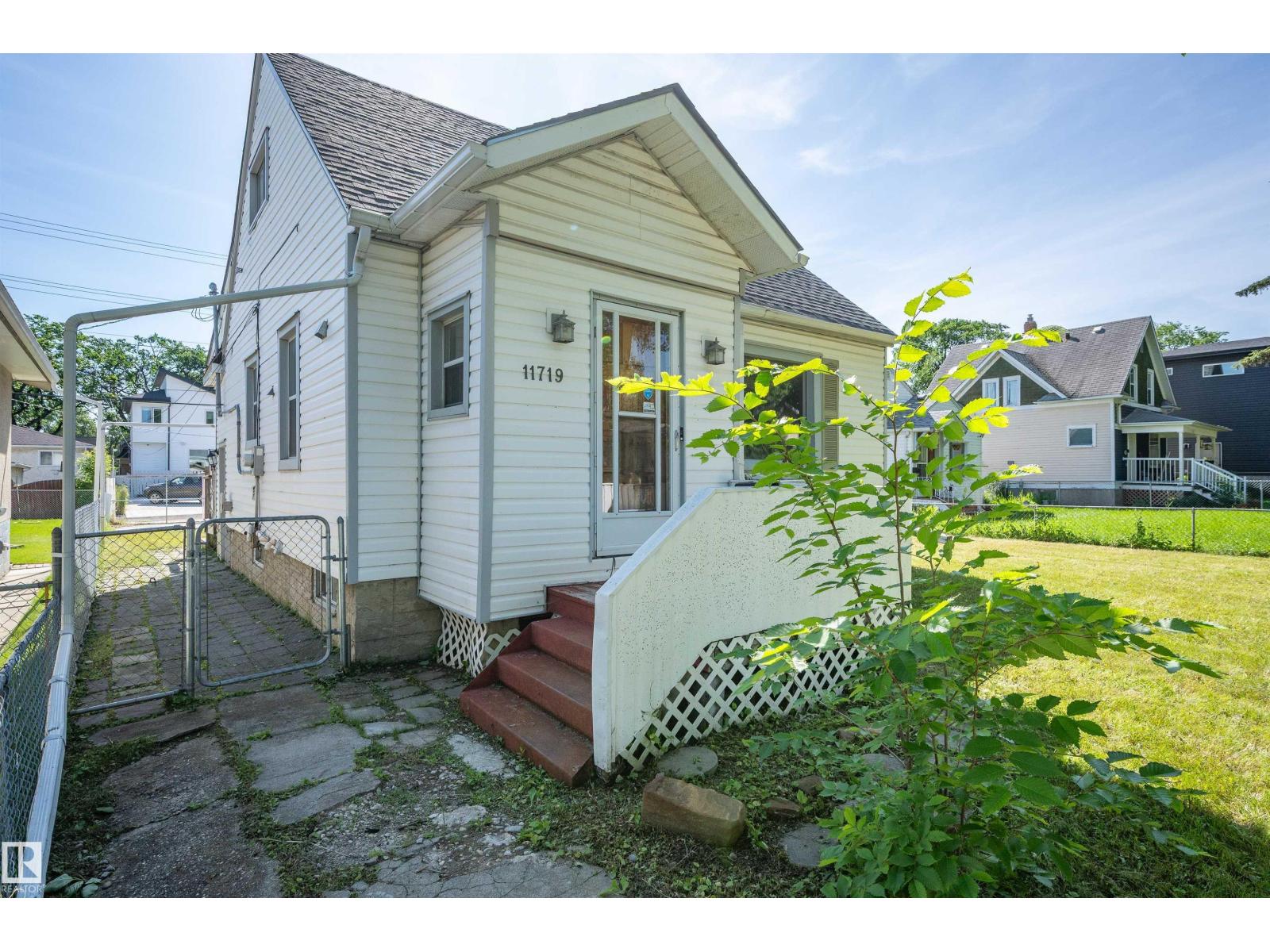 11719 91 ST NW - 2