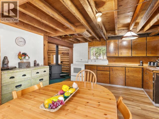 8 BLUEBIRD HILL - Image 9