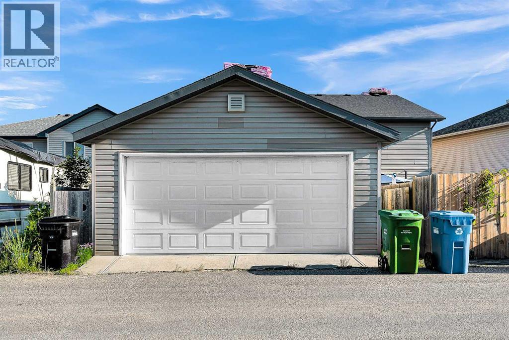 203 Covemeadow Crescent - 38