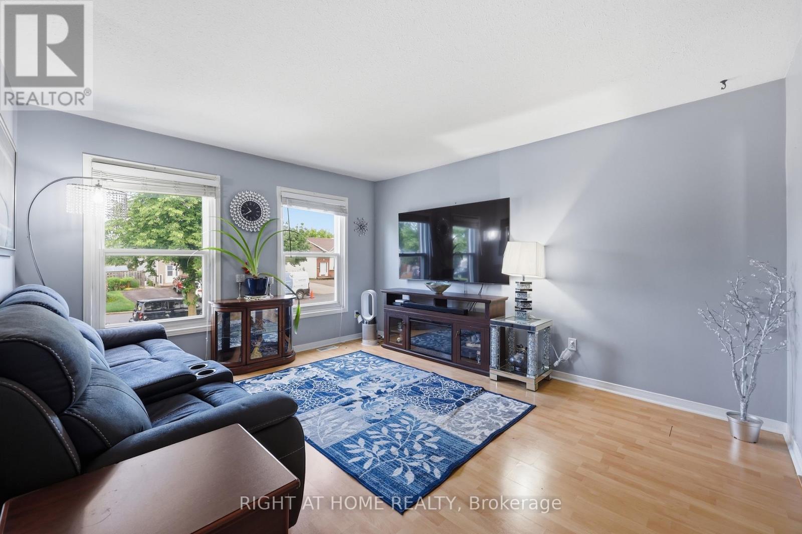 5709 DEERBROOK STREET - Image 4