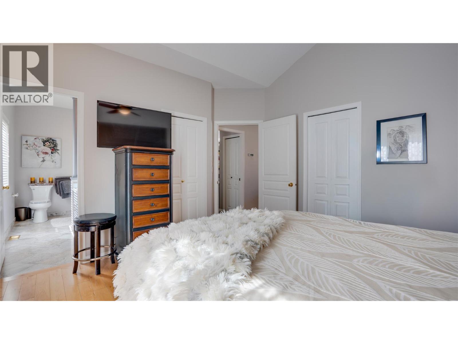 #3 7701 Okanagan Landing Road - 28