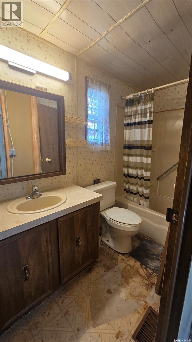 720 Beharrel STREET - 17
