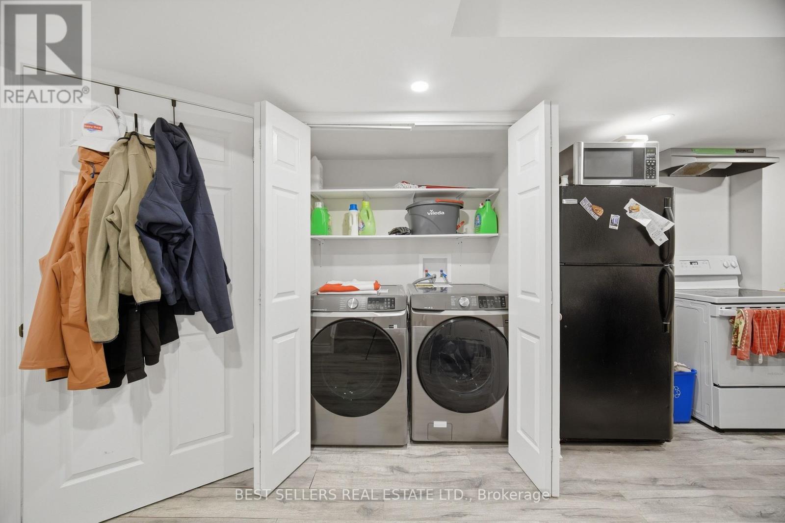 3252 SUNLIGHT STREET - 43