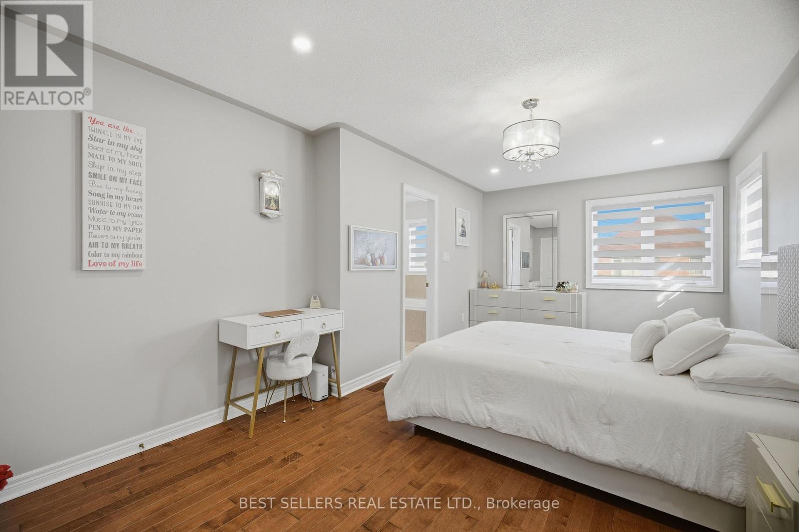 3252 SUNLIGHT STREET - 24