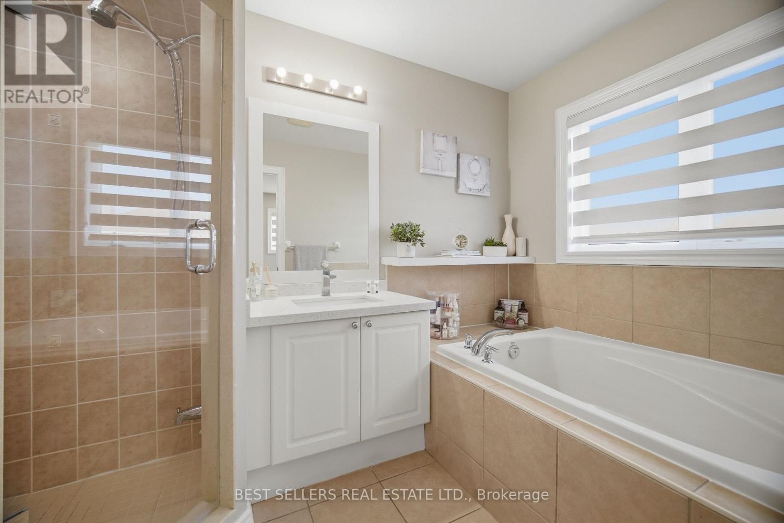 3252 SUNLIGHT STREET - 25