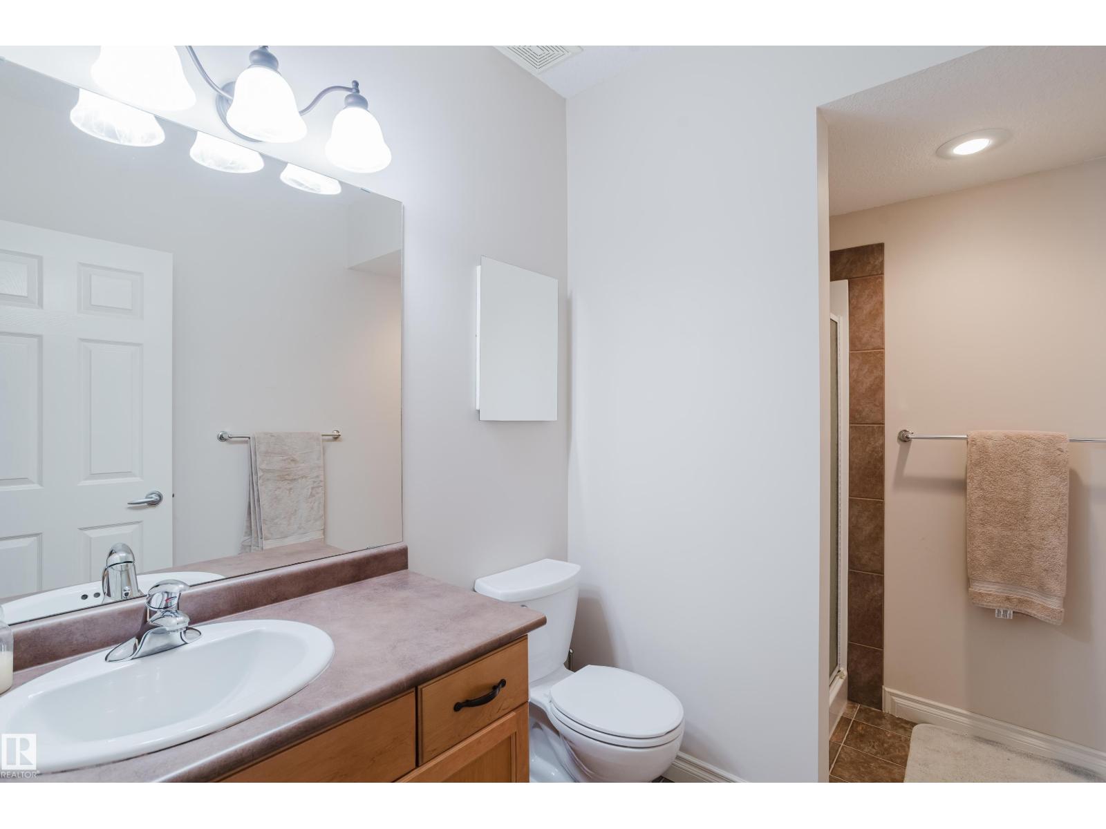 #6 12504 15 AV SW — photo 37
