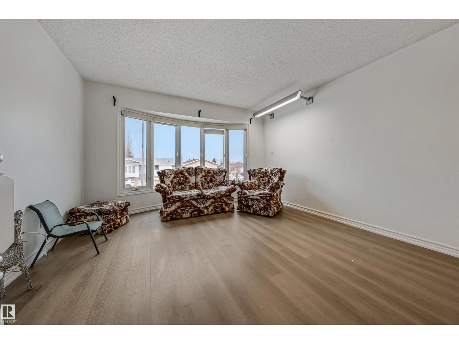 2831 36 ST NW - Image 7