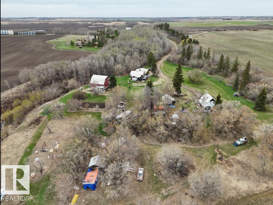 56505 Range Road 233 - photo 5