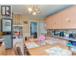 130 Visart Street, photo 21