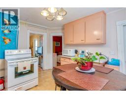 130 Visart Street, photo 9