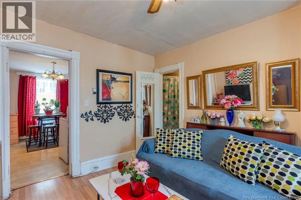 130 Visart Street - Image 3
