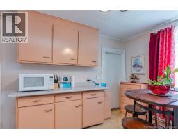 130 Visart Street, photo 8