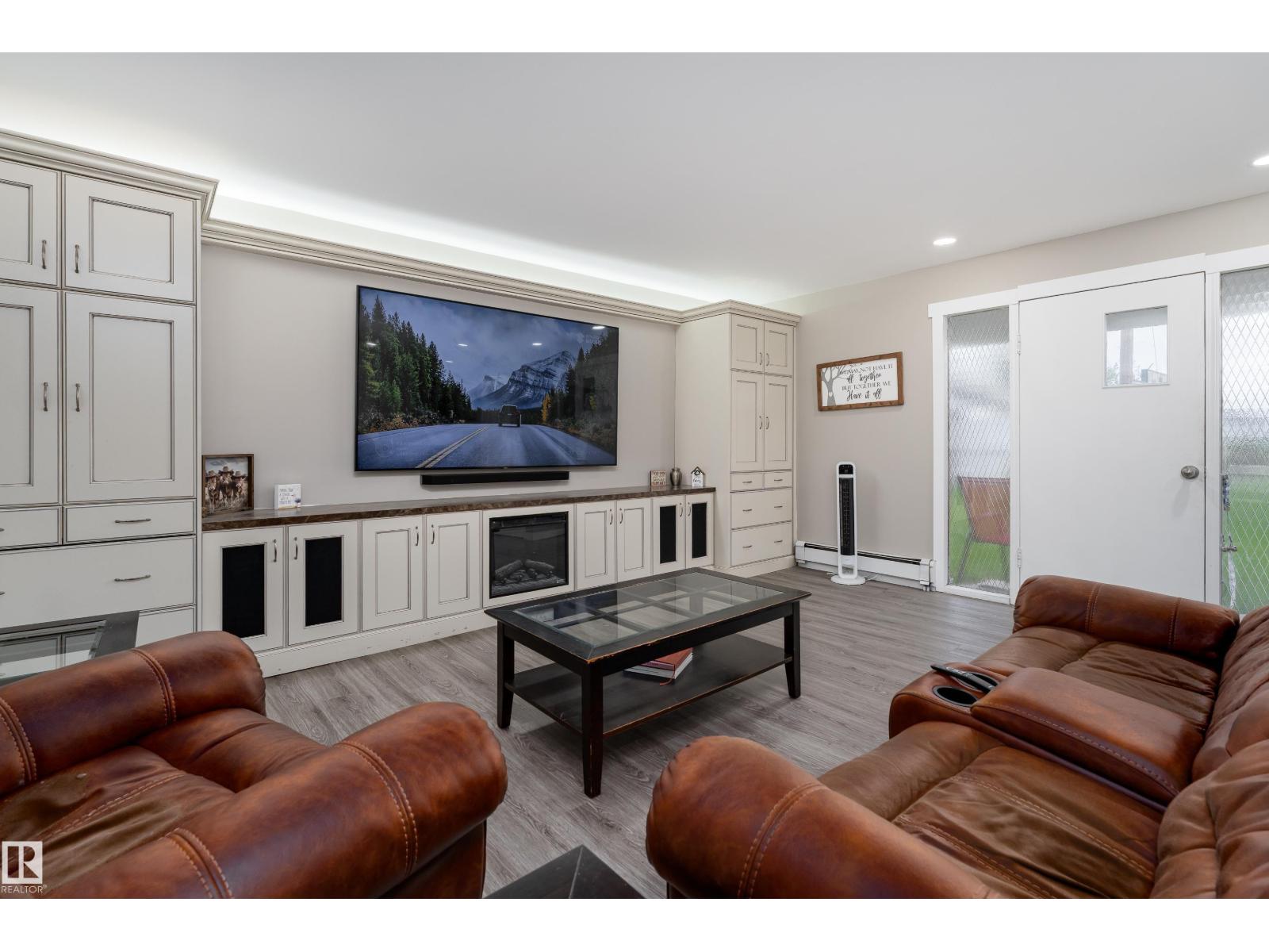 531031 Range Road 195 - 8