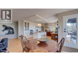 5775 Deadpine Drive, Kelowna, BC V1P1A3 Photo 23