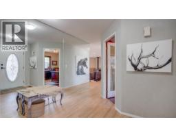 5775 Deadpine Drive, Kelowna, BC V1P1A3 Photo 39