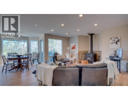 5775 Deadpine Drive, Kelowna, BC V1P1A3 Photo 43