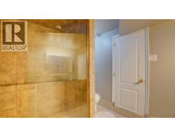 5775 Deadpine Drive, Kelowna, BC V1P1A3 Photo 55