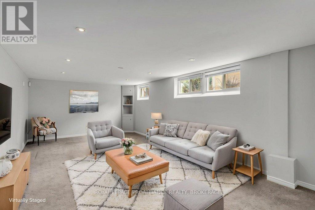 302 ARROWHEAD PLACE - 34
