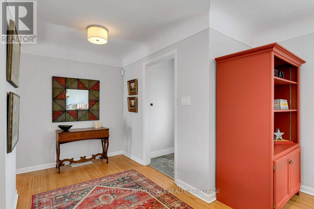 302 ARROWHEAD PLACE - 9