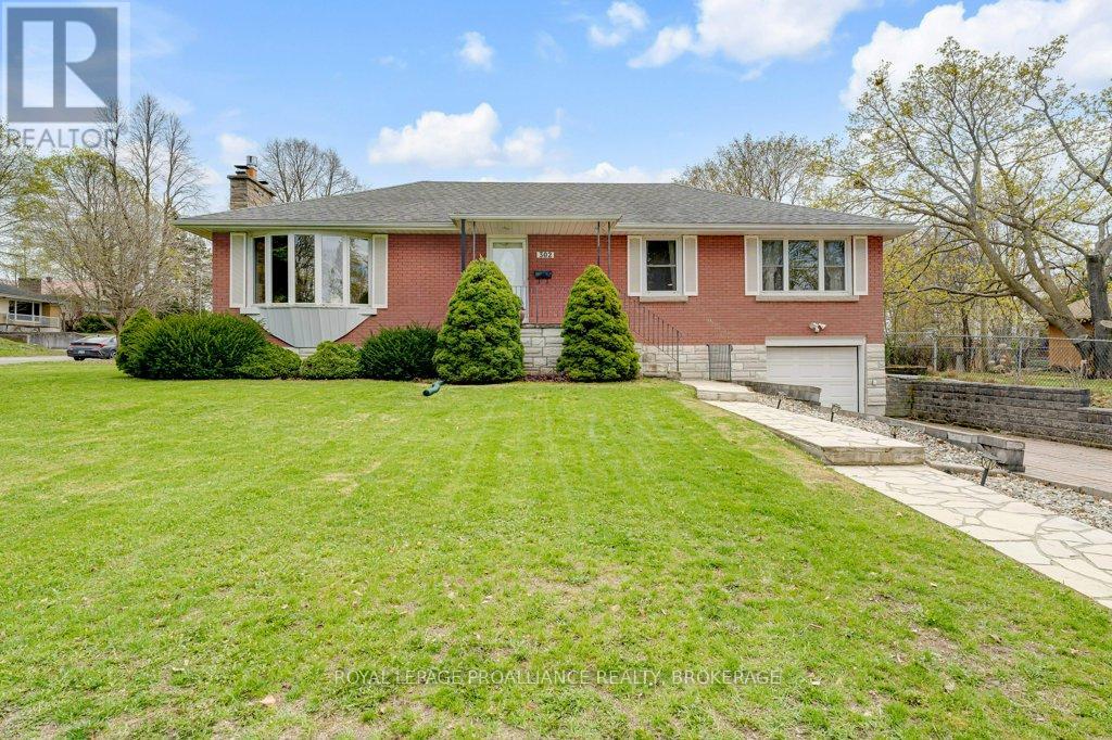 302 ARROWHEAD PLACE - 5