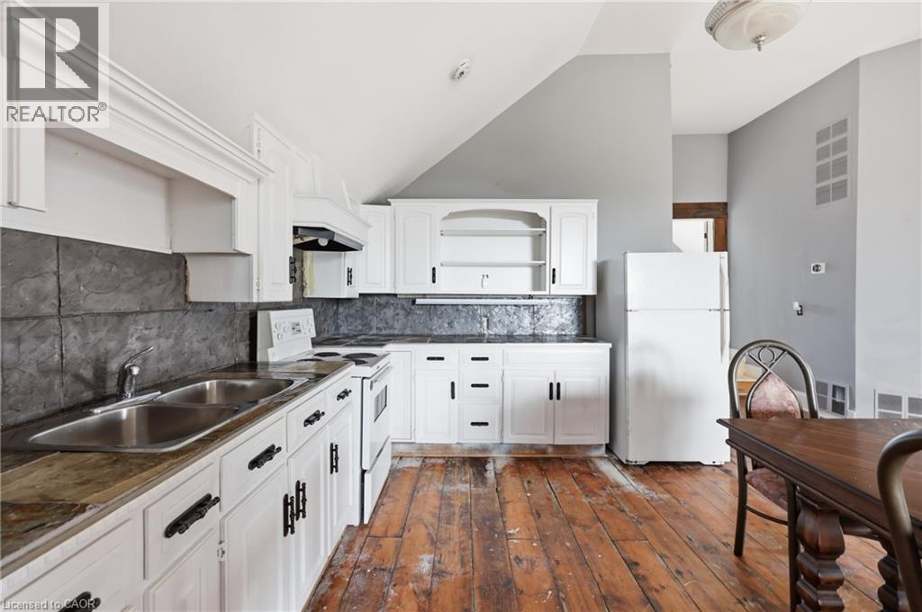 97 SMITH Road - 44
