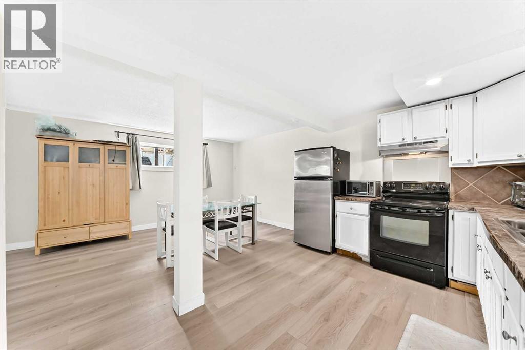 11 Bedford Drive NE - 25