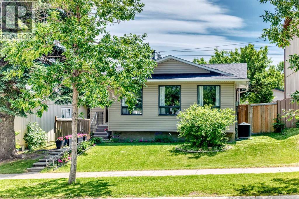 11 Bedford Drive NE - 31