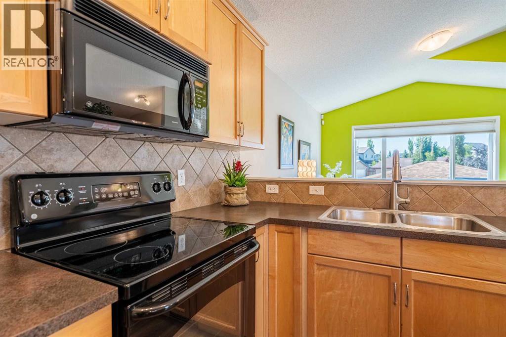 71 Copperfield Rise SE — photo 6