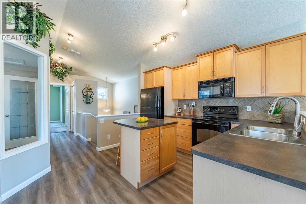 71 Copperfield Rise SE — photo 8