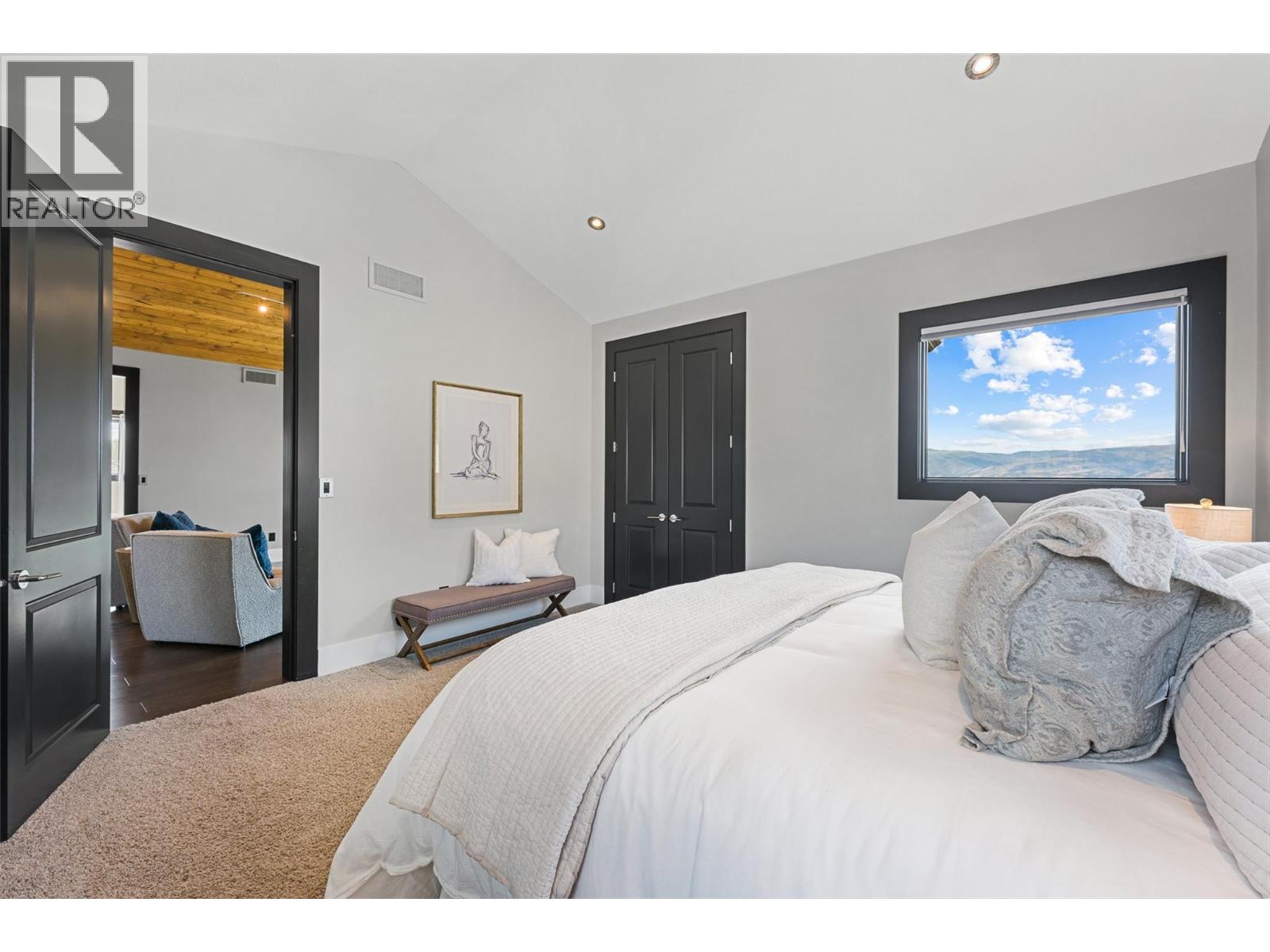 846 Clarance Avenue, Kelowna