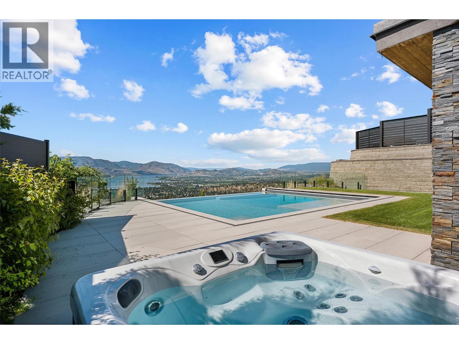 846 Clarance Avenue, Kelowna