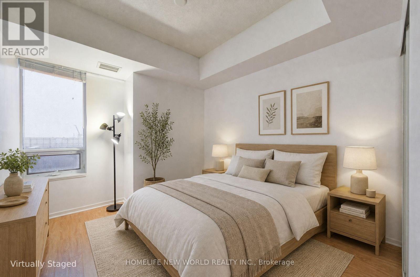 #4905 65 BREMNER BOULEVARD - 15