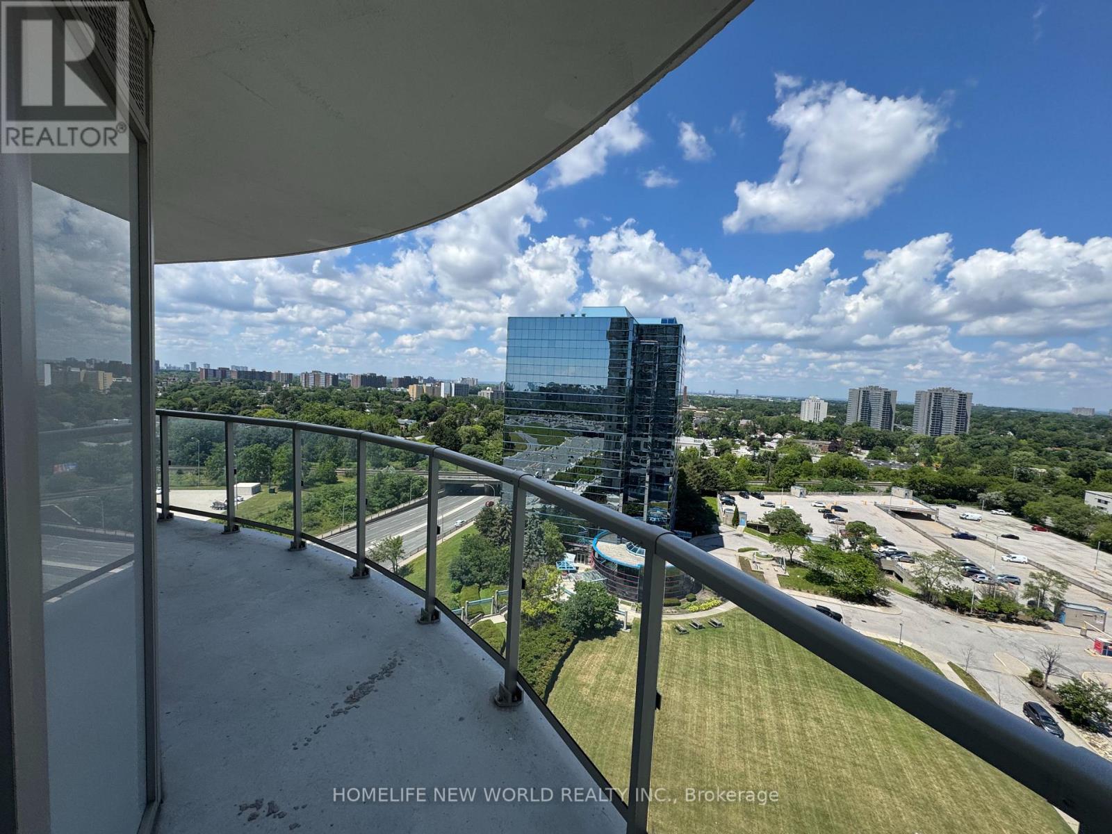 #1622 2031 KENNEDY ROAD - 19