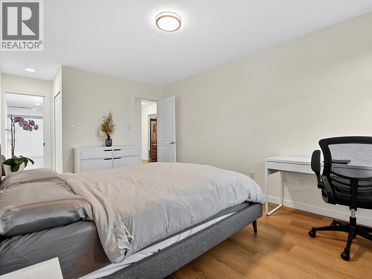 330 1844 W 7TH AVENUE, Vancouver