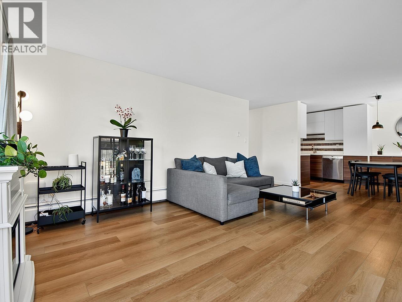330 1844 W 7TH AVENUE, Vancouver