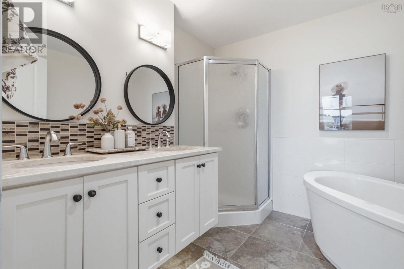 #405 220 Waterfront Drive - 23
